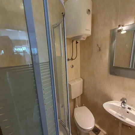 アパート Makjanic