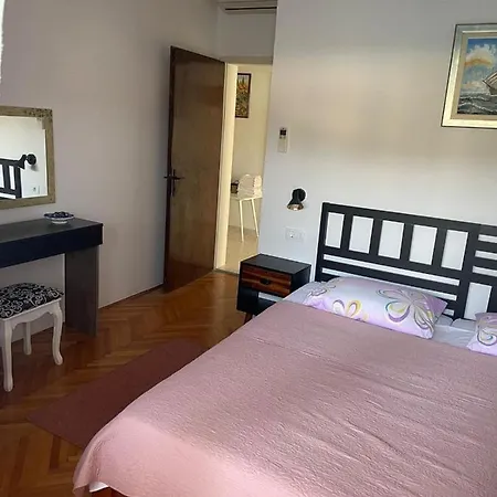 Makjanic * Jelsa (Hvar)